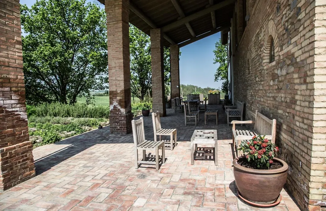 Agriturismo Alba Del Borgo-1